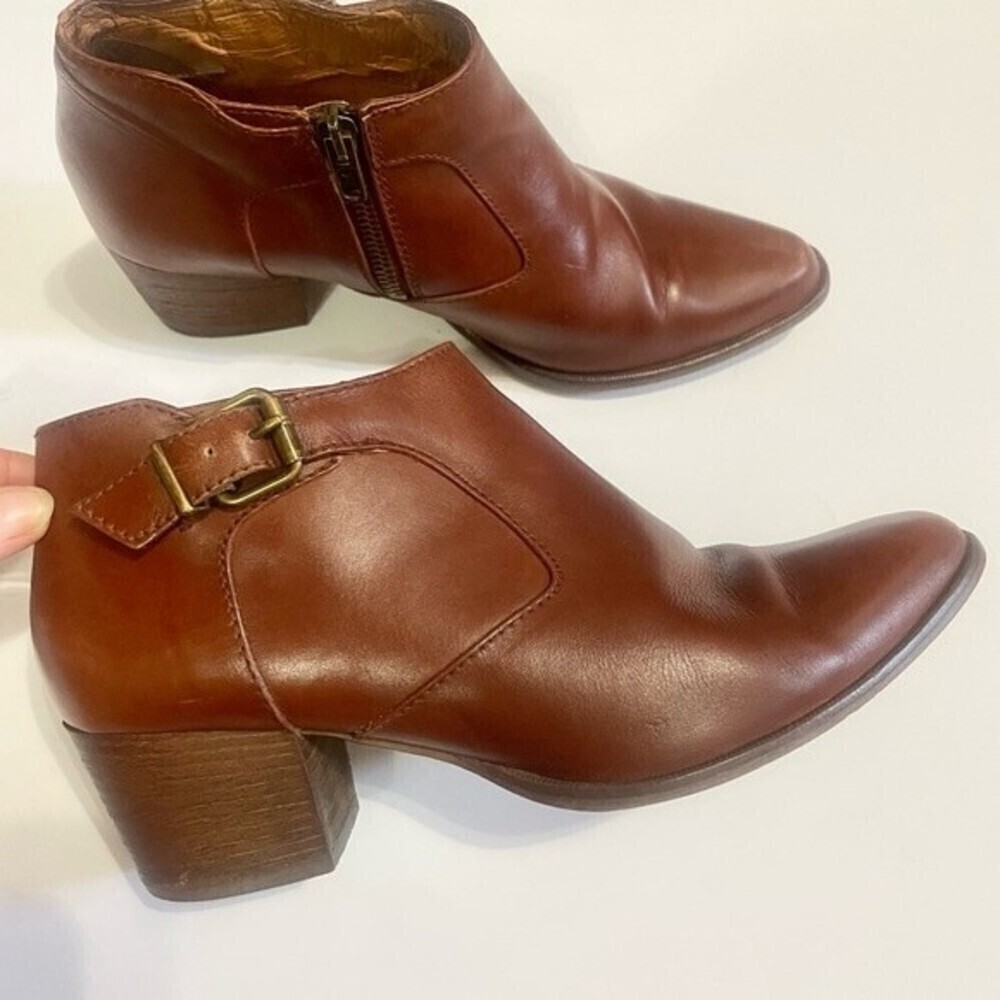 MADEWELL Buckle Ankle Leather Bootie Cognac